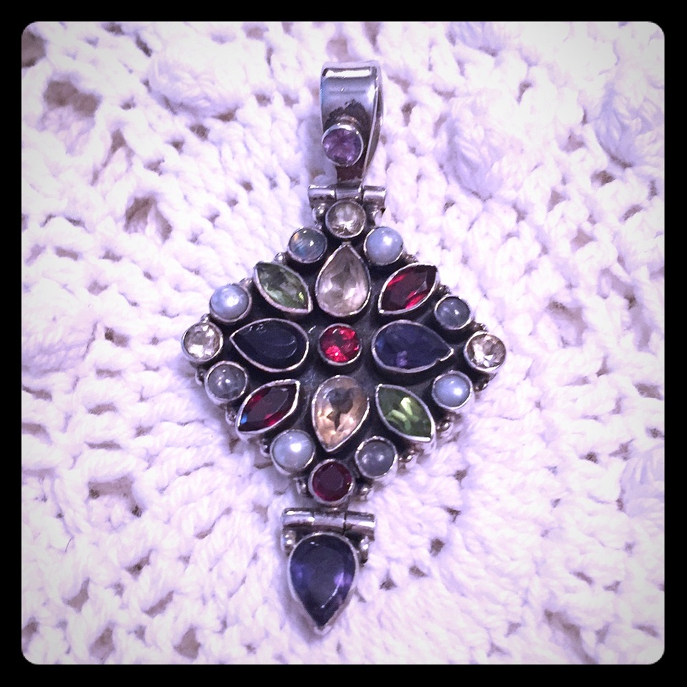 ♣️ Multi-colored Pendant ♣️